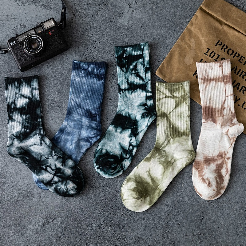 Cotton Crew Sock Pack - 3 ペアの靴下メンズストリートウェアボルテックスタイダイストッキング綿原宿女性靴下ファッション雑草ヒップホップパックカップル