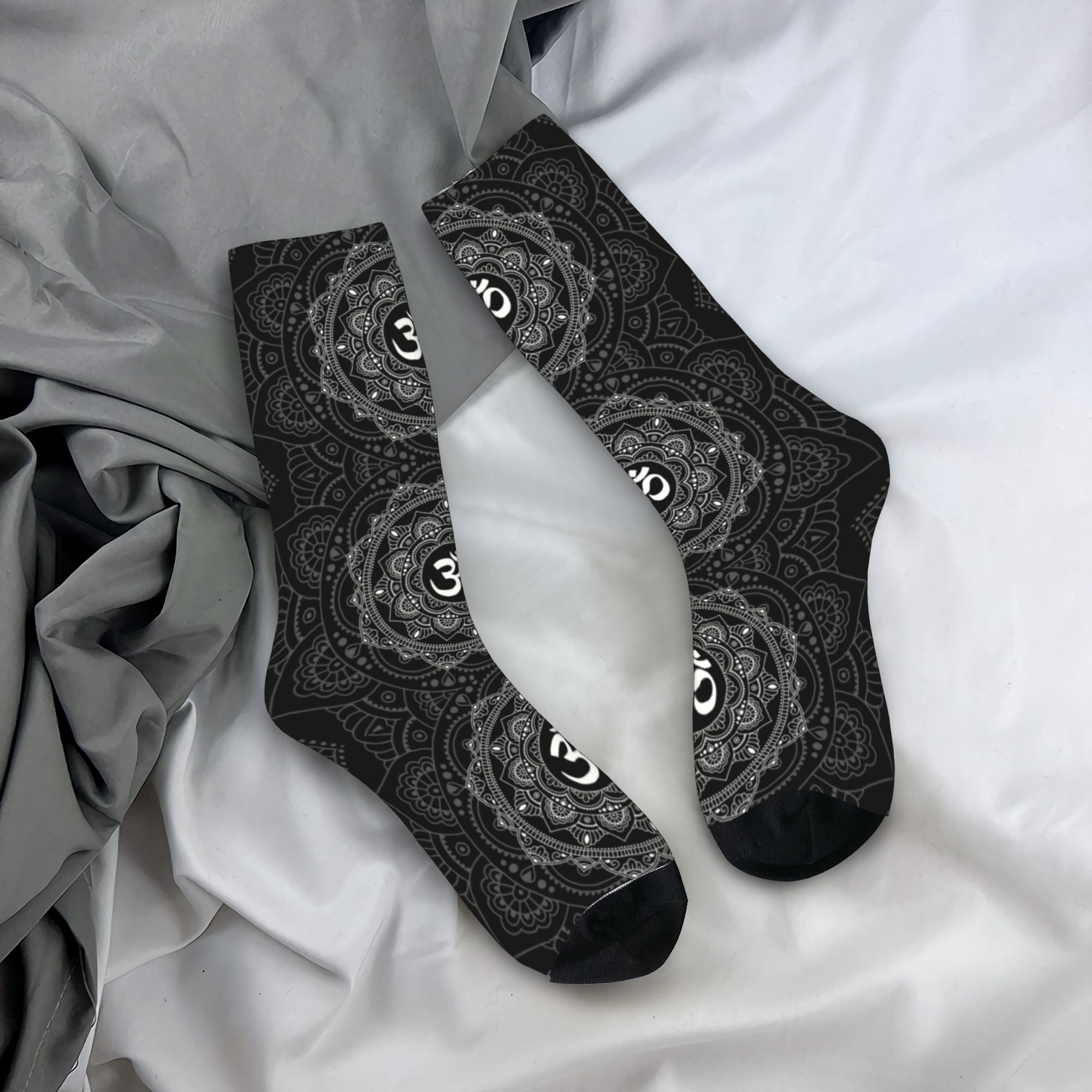 Dress Sock Men - カスタムオムマンダラドレスソックス男性用女性用暖かいファッション仏教オームヨガ瞑想クルーソックス