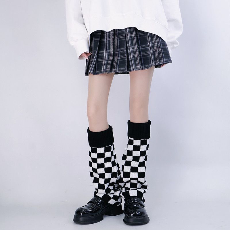 黒白チェック柄レッグウォーマーニットだらしないソックス原宿ゴ - Boot Sock Slouchy のレビューと価格