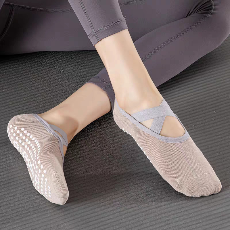 プロフェッショナル女性ヨガソックスシリコーン滑り止めバレエピ - No Show Sock Women のレビューと価格