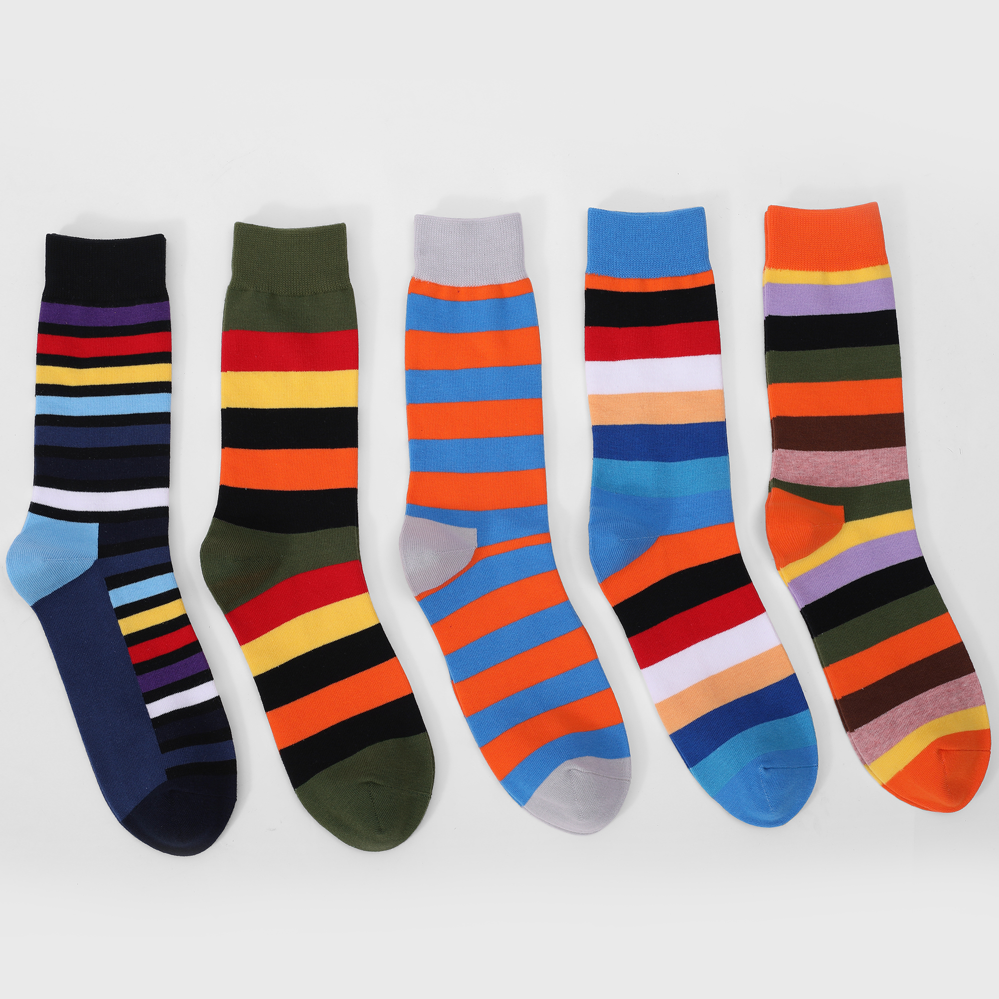 メンズカラフルストライプコーマ綿ソックス、ノベルティソックス - Cotton Crew Sock Pack のレビューと価格