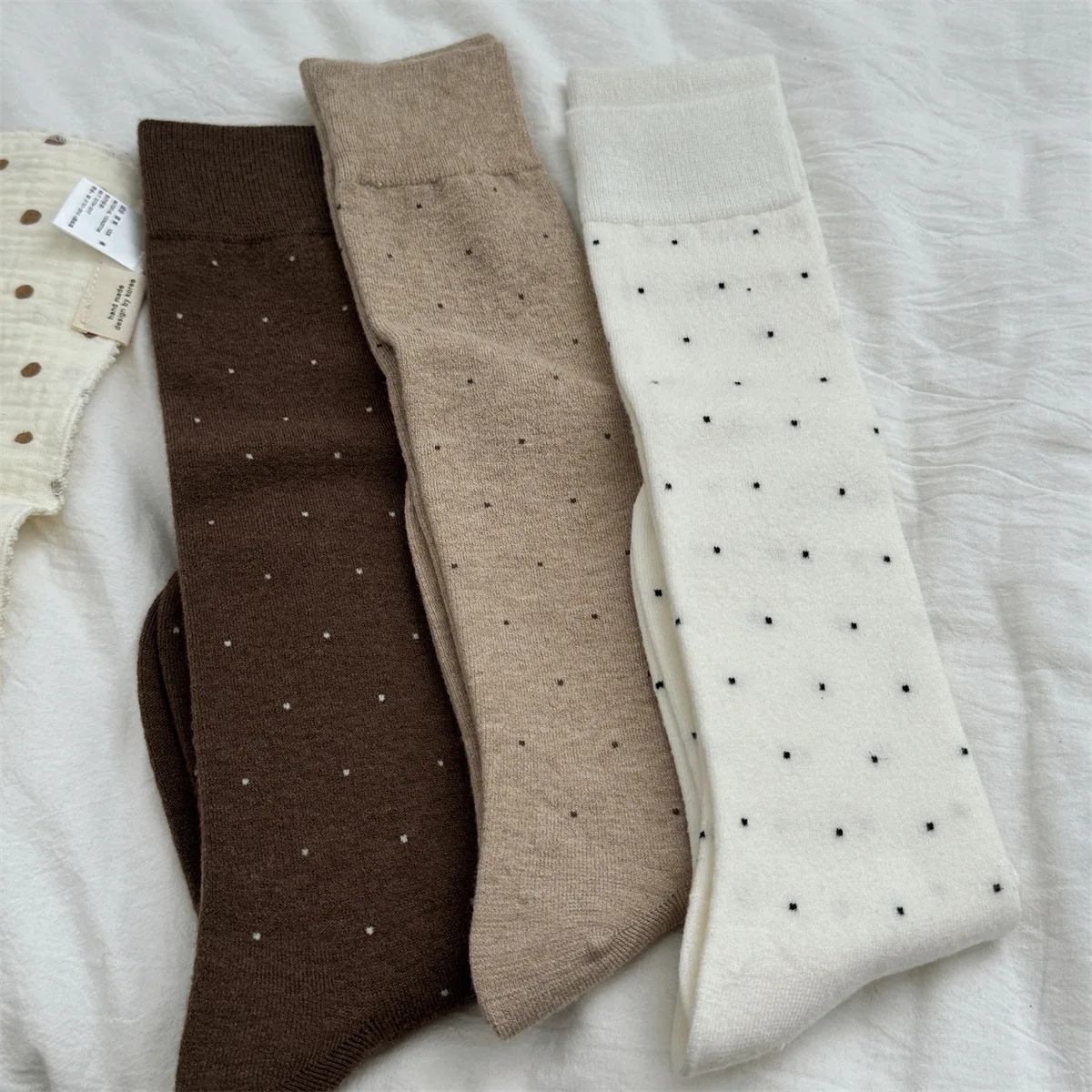 Sp & city-女性用水玉シルクウールソックス,柔らかく - Silk Sock Bamboo のレビューと価格
