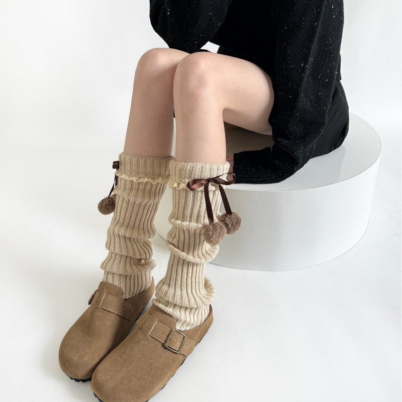 キャメルニットレッグウォーマー、ファーボールボウトリム付きル - Boot Sock Slouchy のレビューと価格
